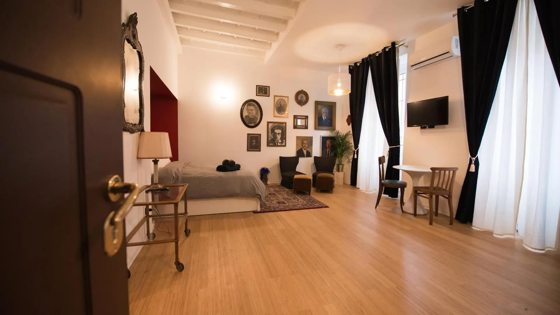 Small Studio 5 Min To The Metro Apartment Milan